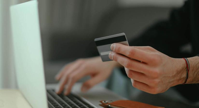 Miért lett kritikus kérdés az adatvédelem az interneten?