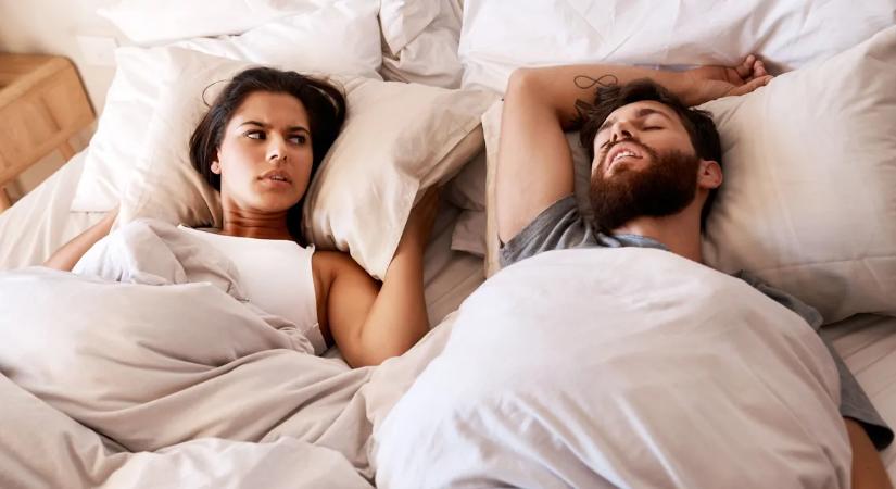 „Orvos vagyok, és négy egyszerű módja van a horkolás abbahagyásának”