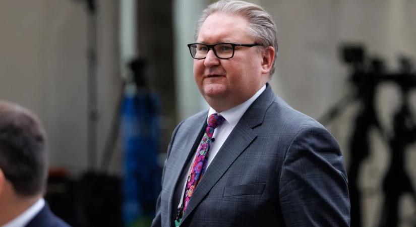 Ukrajna aljas trükköket vetne be, hogy csatlakozni tudjon az unióhoz