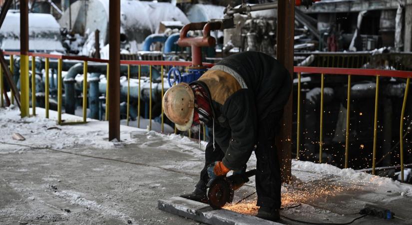 Szenvednek a hidegtől az emberek az ukrán fővárosban