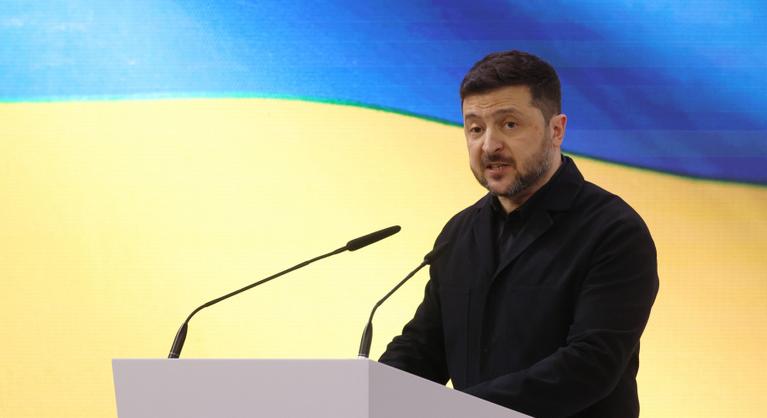 Kemény szavakkal reagált Kijev a dízelszállítás leállítására, drogfüggőkhöz hasonlította a magyar kormányt