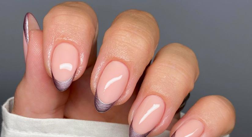 Még mindig hódít a króm francia manikűr, ezeket a trendeket neked is ki kell próbálnod
