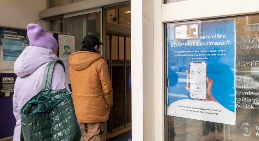 A Tiborcz Istvánhoz közeli FaceKomnak is leesett néhány állami milliárd a DÁP-os arcfelismerő rendszerért