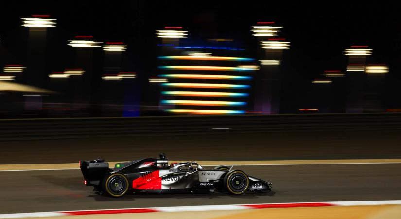 „Nem mutat túl jól” – a pilóták szerint nehéz lesz előzni az idei F1-es autókkal