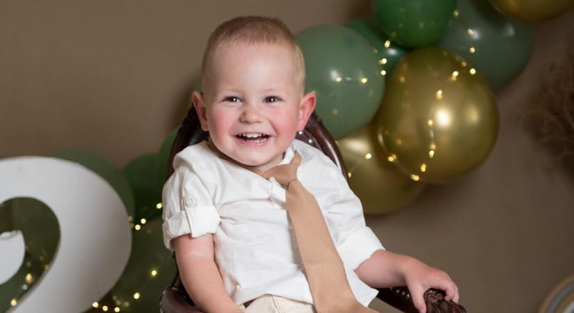 "Öt nap alatt többet fejlődött, mint előtte egy egész év alatt" – havi negyedmillióba kerül Noel gyógykezelése