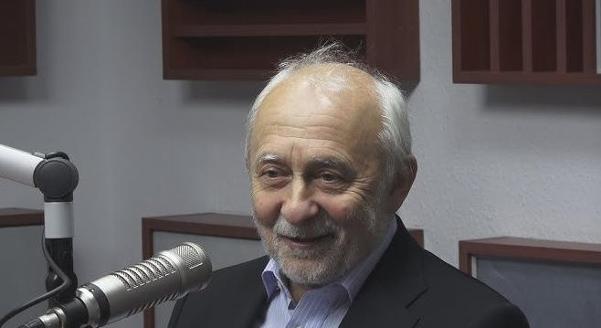 Csillag: Minden napra egy záptojás, terelés az öt bank ötlete