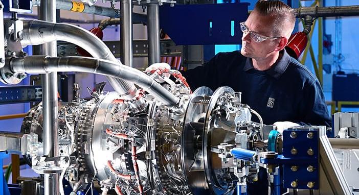 –30% károsanyag-kibocsátás: már fejlesztik a hibrid repülőgép-hajtóműveket