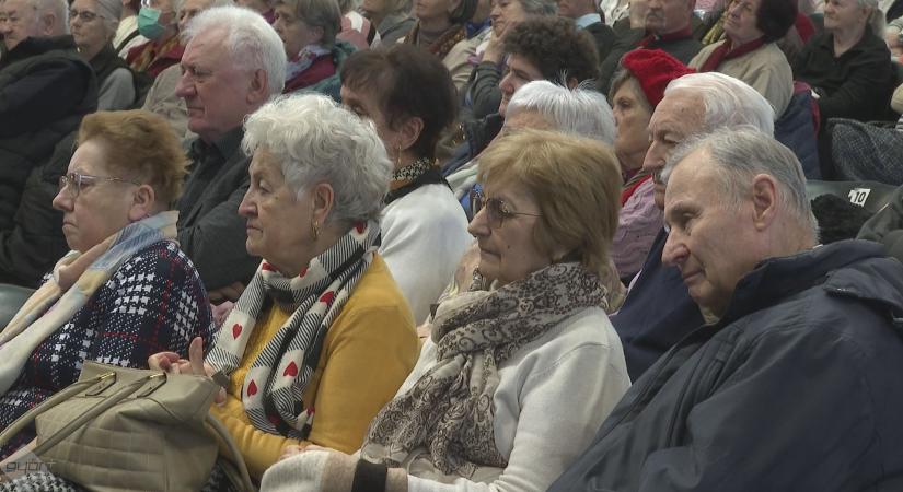 Folytatódik a Nyugdíjas Egyetem