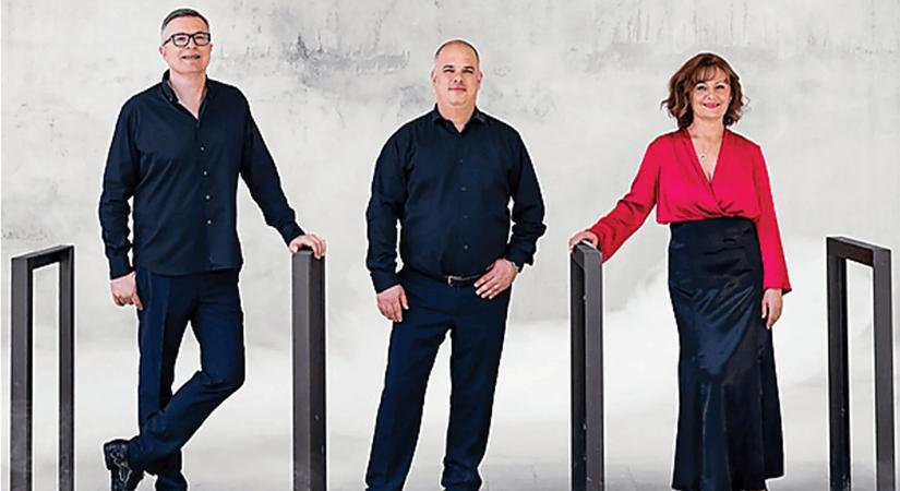 SZÜLETÉSNAPRA Bársony Péter, Varga Gábor, Simon Izabella: Ferne Stimmen