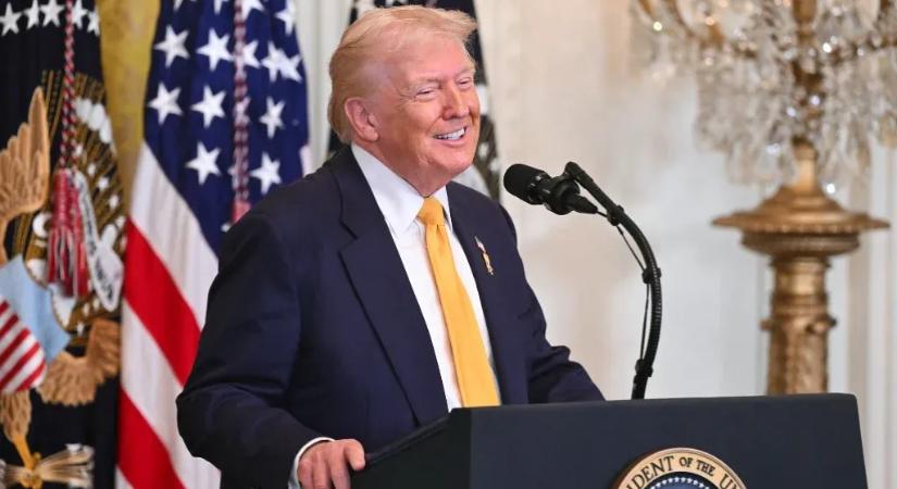 Trump most épp arra kéri a briteket, hogy ne adják oda az indiai-óceáni bázis szigetét Mauritiusnak