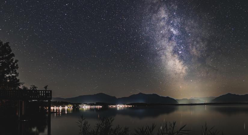 Napi horoszkóp február 18.: az Ikreknek meg kell próbálniuk valahonnan energiát meríteni, a Mérlegek végre önmagukra is szánhatnak egy kis időt