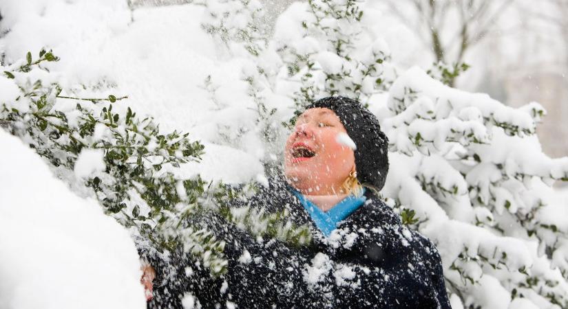 2 vármegye már narancsban, a havazás mellé még durvább érkezik, sürgős figyelmeztetést adtak ki