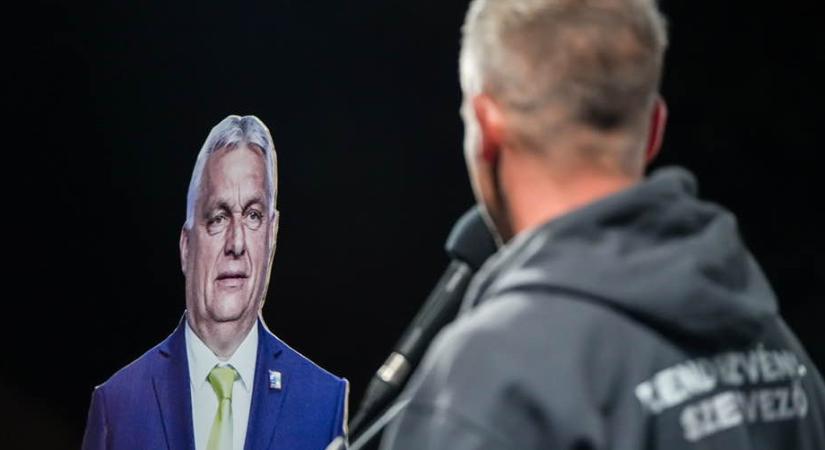 Kétszámjegyű lemaradásban a Fidesz a Tiszával szemben