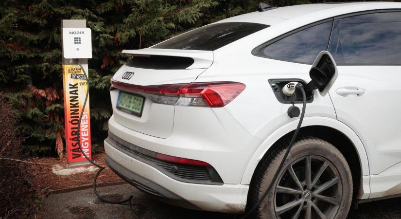 Ezeken a helyeken töltheted ingyen az elektromos autódat Vasban