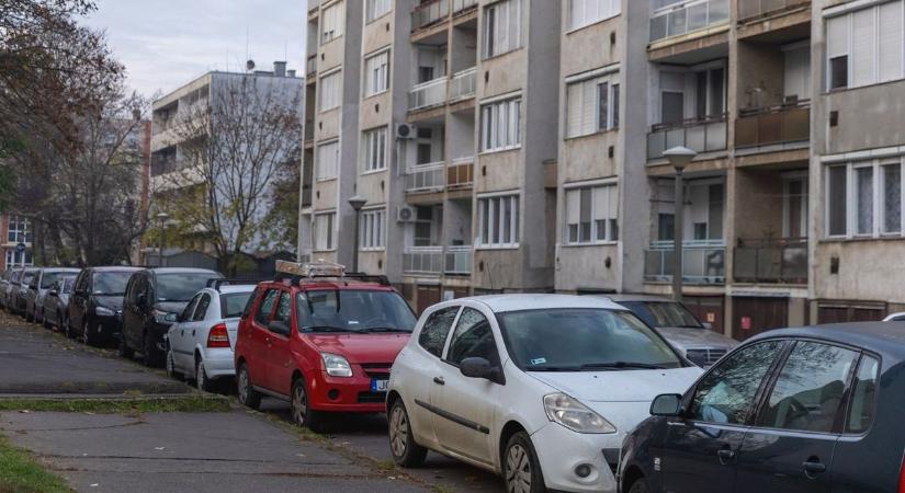 Oda a kertvárosi idill? Döbbenet, mit le nem művelnek egyes autósok Debrecenben! - videóval!