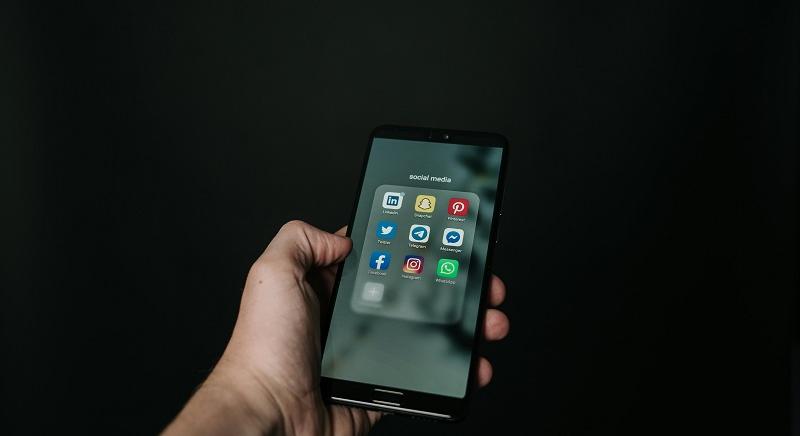 Nem küldözgetnek egymásnak szívecskéket a koalíciós pártelnökök