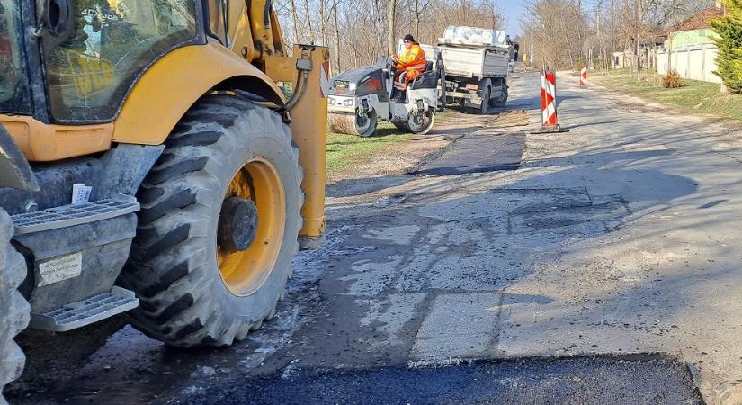 Indulnak az útfelújítások Győr-Moson-Sopron vármegyében