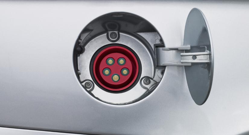 26 milliárd már elment – e-autós bejelentés