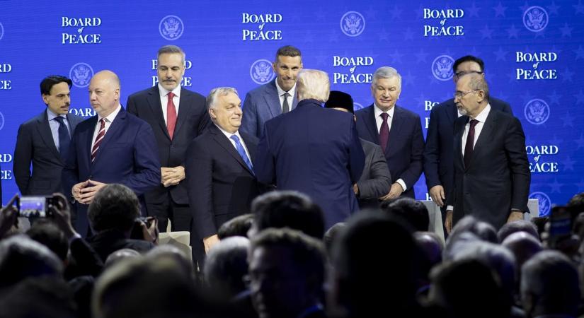 Több mint 20 ország vezetője vett részt a Béketanács első ülésén