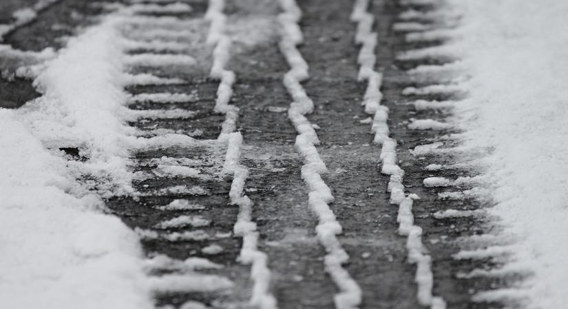 Ne hagyja kint ma a gépeket: jégpáncél és hó fedi be az országot