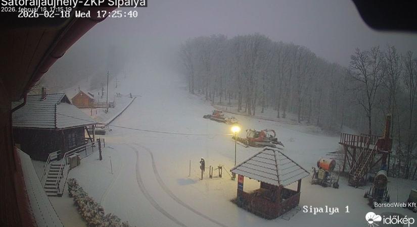 Megérkezett Borsodba a hó, nem kevés esett! Videókon a kifehéredett tájak