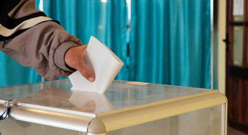 A biztos szavazók között kissé erősödött a Fidesz februárban