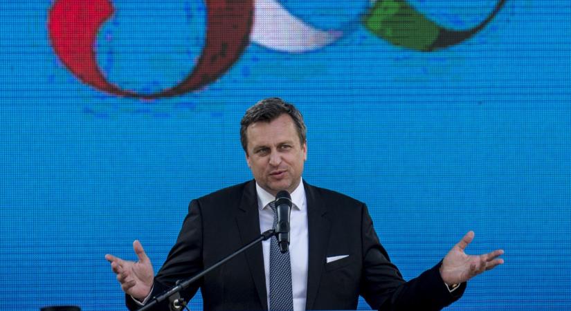 „Ha bebizonyosodik, hogy az ukránok rongálták meg a vezetéket” – Szlovákia készül