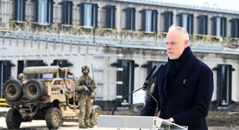 Közép-Európa egyik legmodernebb katonai objektuma épül fel Magyarországon