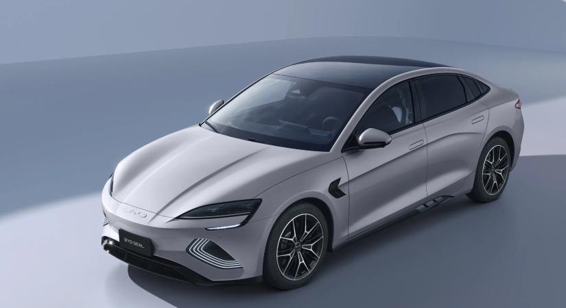 Lényegesen olcsóbb alapváltozatot kapott a BYD Seal