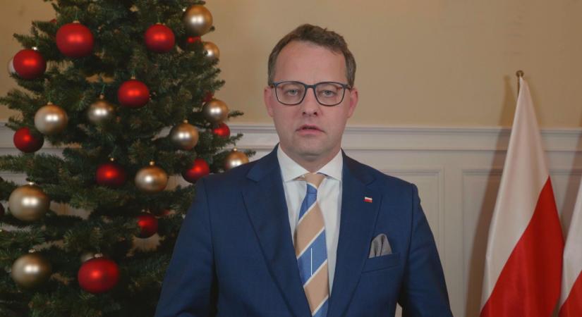 Európai elfogatóparancsot adtak ki a Magyarországon menedékjogot kapott volt lengyel miniszterhelyettes ellen