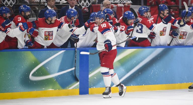 Kiakadt a csehek edzője: mintha végig hátrányban lettek volna, közben 5 helyett 8 hokisuk volt mezőnyben a góljuknál