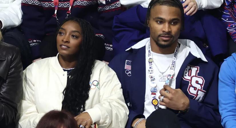 A hétszeres olimpiai bajnok Biles sietett lelki támogatást adni az összeomló műkorcsolyázónak