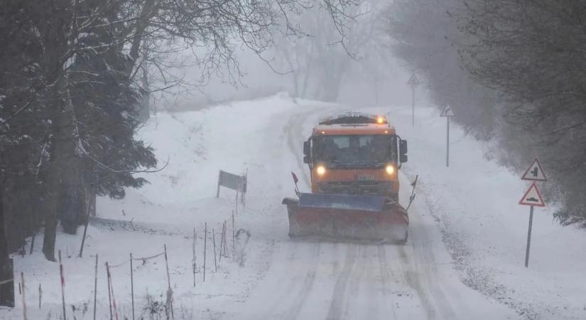 Kiadták a riasztást: akár 20 centis hó jöhet