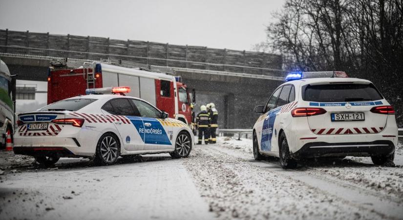Heves felé vágtat a hóapokalipszis, kiadták a riasztást, ezt kéri a rendőrség