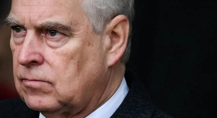 Őrizetben András herceg, házkutatást is tartanak nála