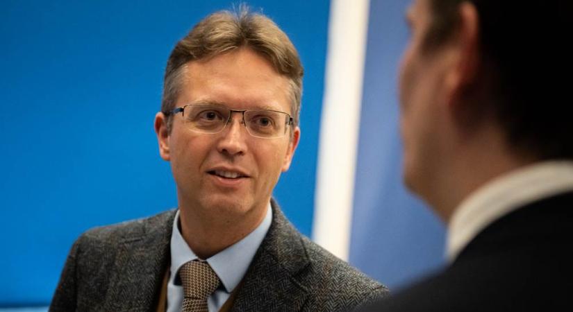 Hankó Balázs szerint Pintér Béla színházának kérelme sértette a magyar alaptörvényt