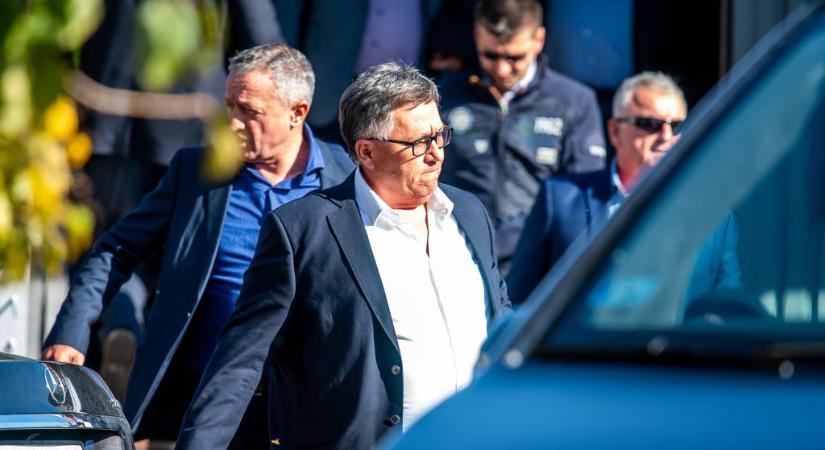 „Háborús áremelkedés” miatt tízmilliárdokkal dobta meg a kormány Szíjj László cégeit