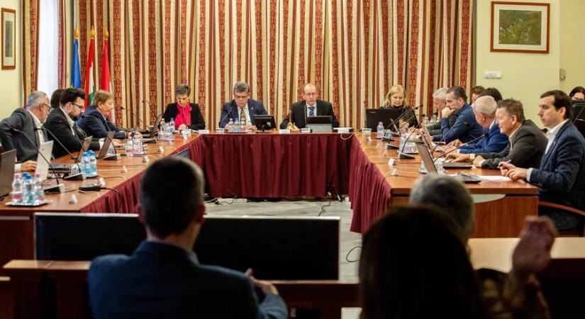 Élő közvetítés a közgyűlésről