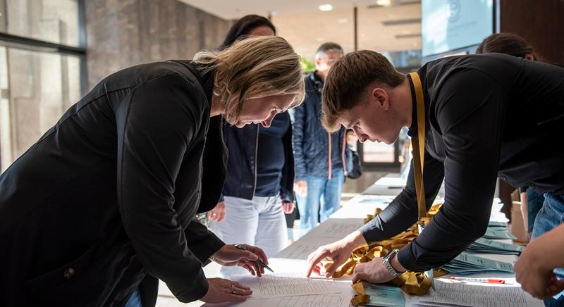 Aktív Munkahelyi Sportnagyköveteket képez az EMEGY