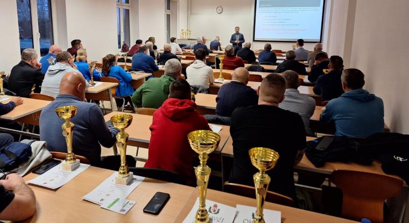 Évadnyitó értekezlet