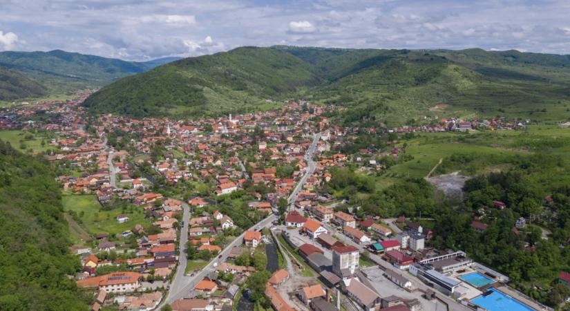 Tánczos Barna: Hosszú távú védelem Parajdnak – Elfogadta a kormány az árvízvédelmi rendszer tervét