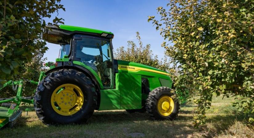 Fordulat a traktorpiacon: így készül a John Deere a jövőre