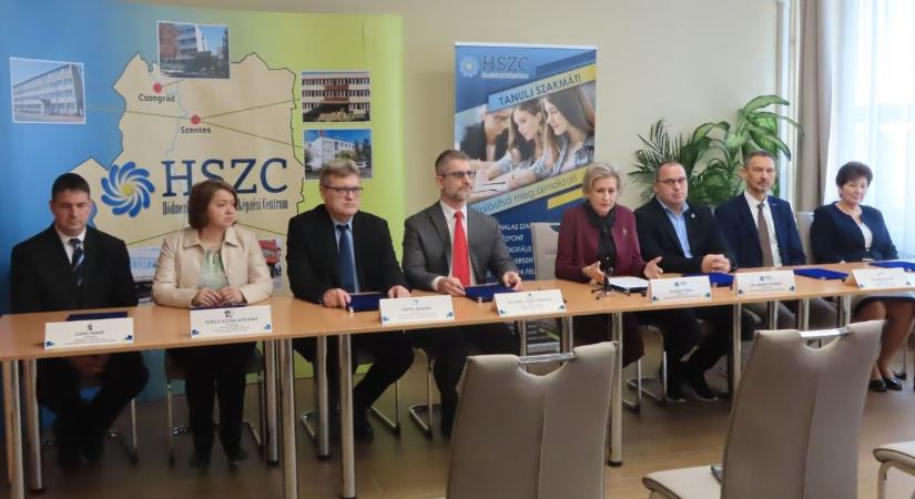 Kevesebb vizsga várhat a technikumi diákokra: megállapodott az Szegedi Tudományegyetem és a HSZC