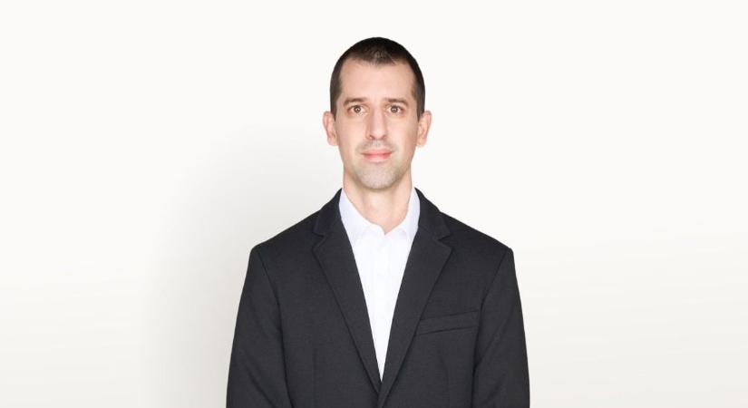 Rasszista mémekkel viccelődik a Tisza jelöltje – miközben Magyar Péter nyíltan kijelentette, hogy nem tűrik meg a pártban a kirekesztést (VIDEÓ)