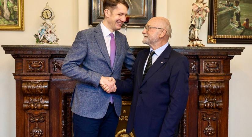 Legyen minél több magyarországi, munkahelyteremtő beruházás Vajdaságban