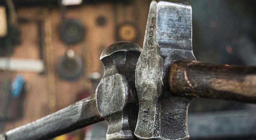 Újból emberélet kioltásával vádolják a bábolnai testvérgyilkost