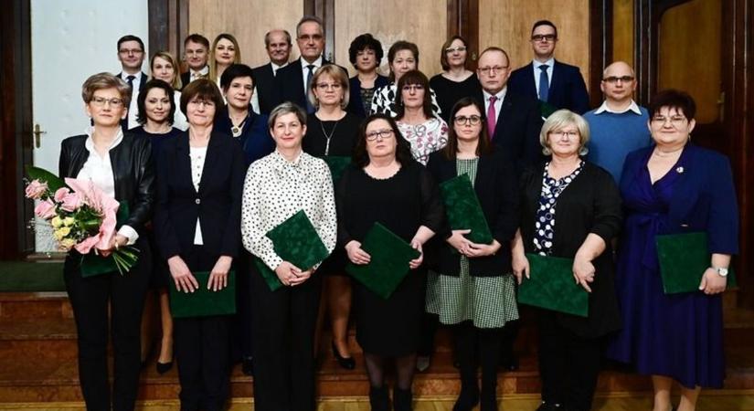A debreceni ápolók kiemelkedő szakmai tevékenységét díjazták - mutatjuk, kik kaptak elismerést!