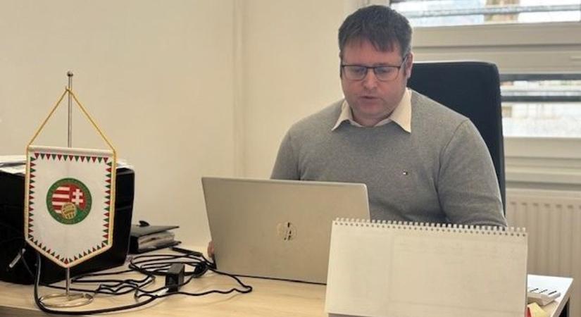 „Európában közel 40 ezer játékvezető hiányzik” – Khéner László a bírók helyzetéről
