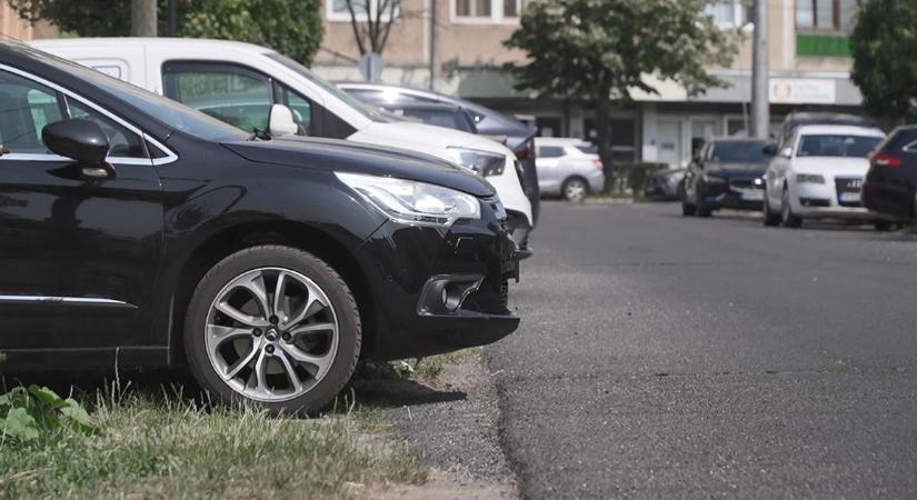 Sietniük kell azoknak, akik ingyen szeretnének parkolni Debrecenben!
