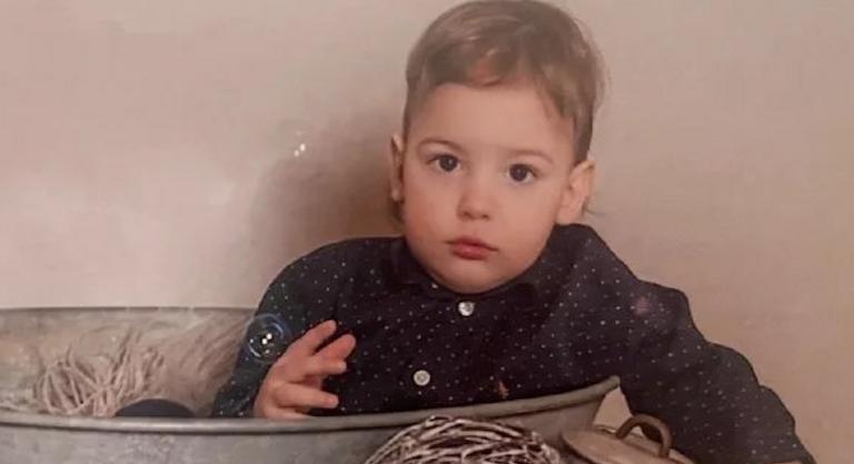 Halálra kínozták hároméves kisfiukat, mert démont láttak benne, most életfogytiglani börtönt kaptak